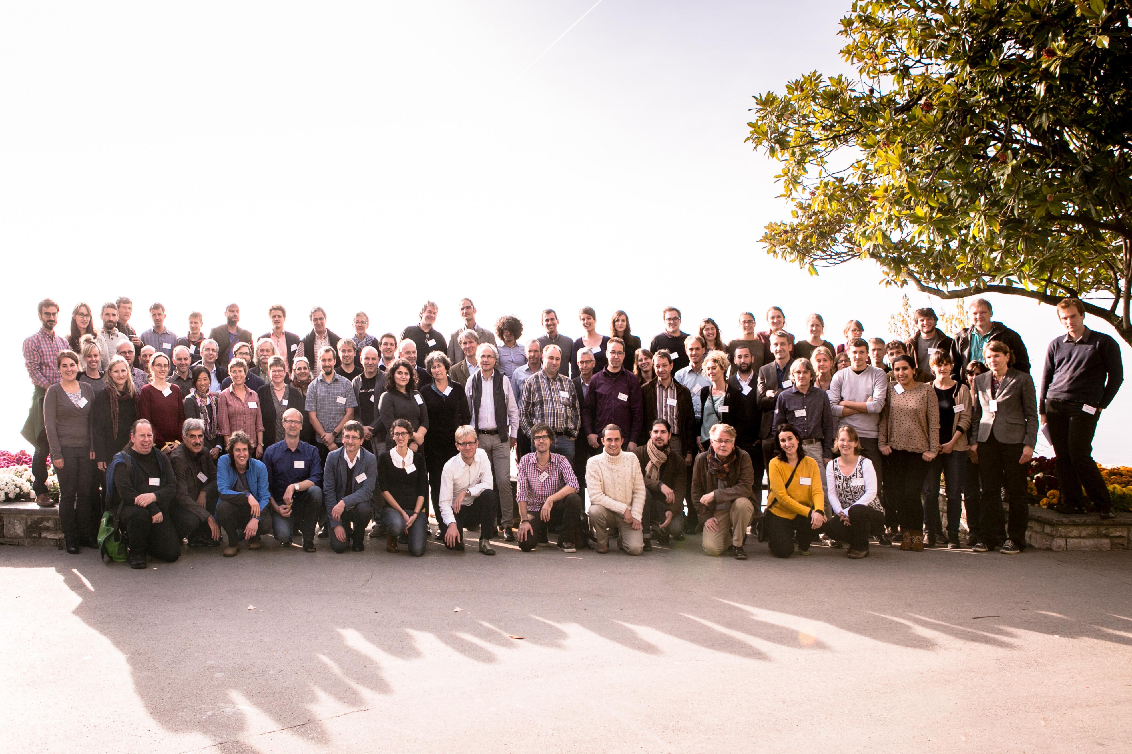 Teilnehmerinnen und Teilnehmer an der Montreux-Konferenz 2015 des NFP 68